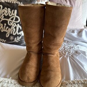 UGG Classic Tall Boots - Chestnut